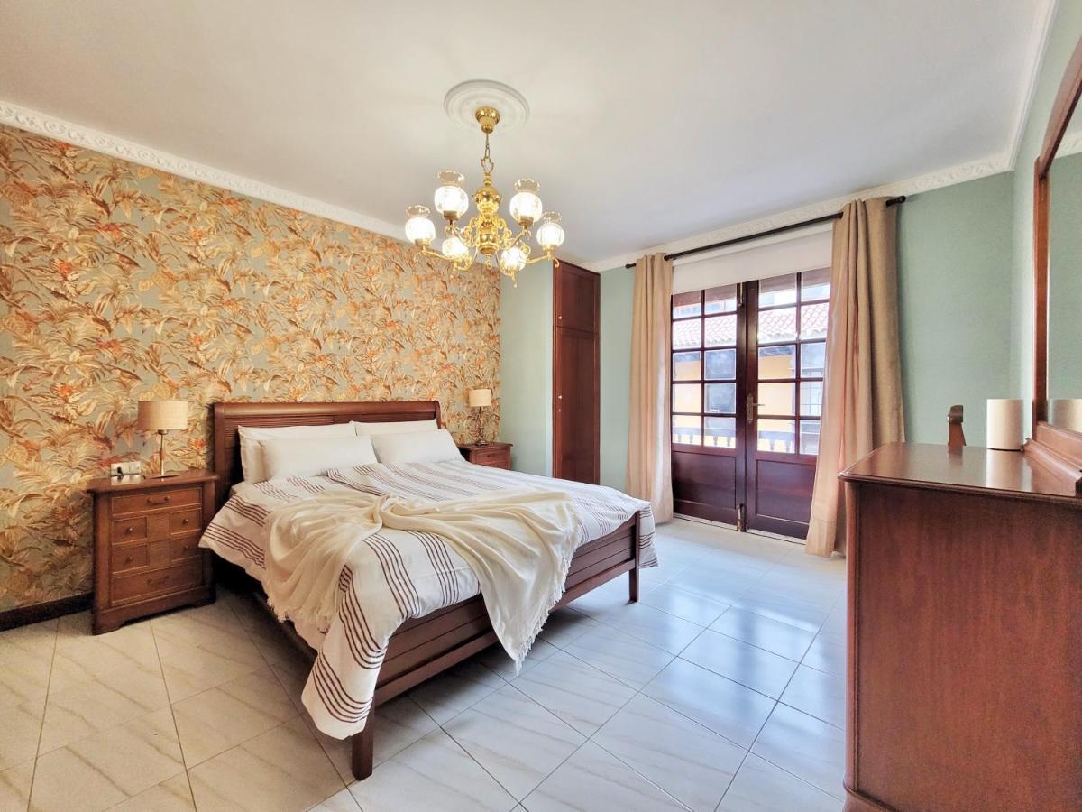 Апартаменты The Balcony House With Free Parking Пуэрто-де-ла-Крус Экстерьер фото